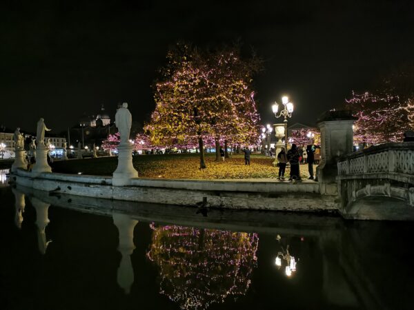 Prato della valle by Christmas huawei p30